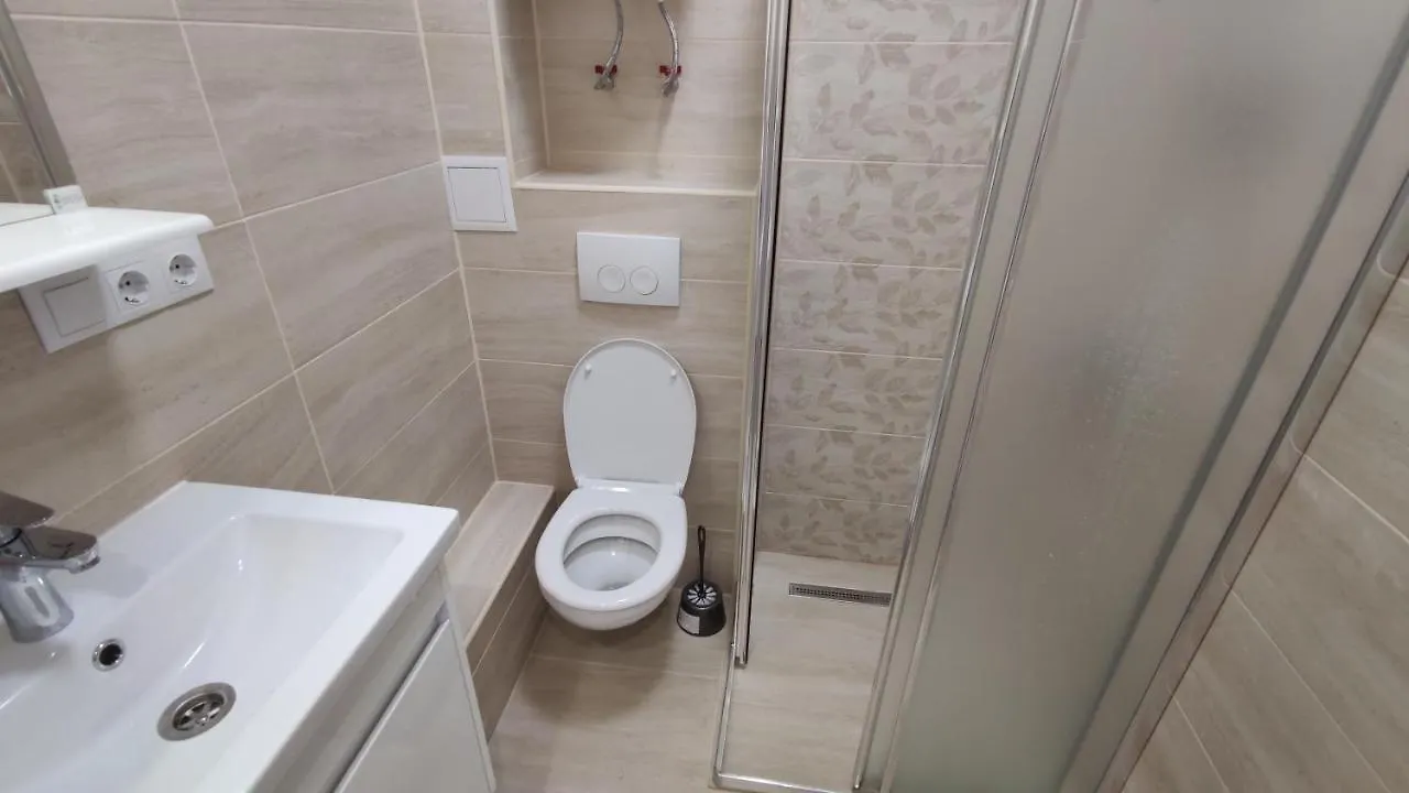 Rybalsky Studio Apartment Dnipro View Kiev