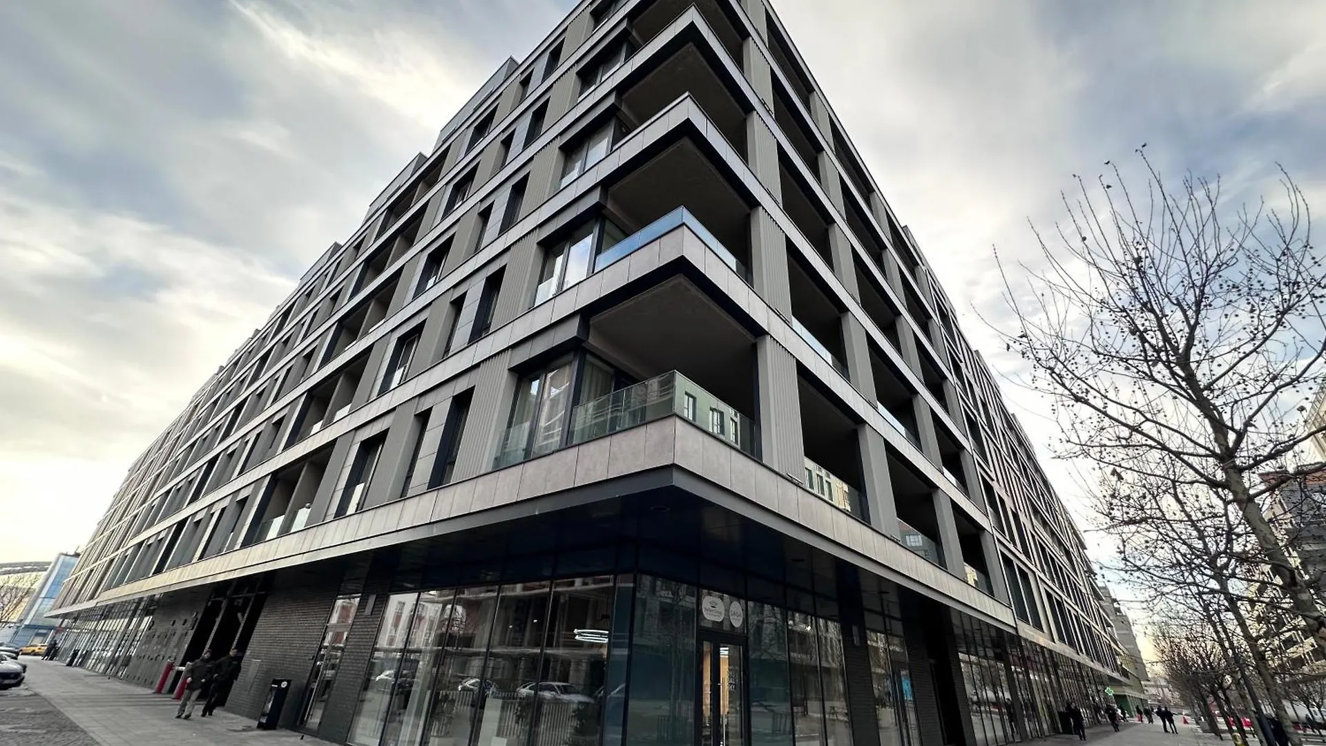 Rybalsky Studio Apartment Dnipro View Kiev